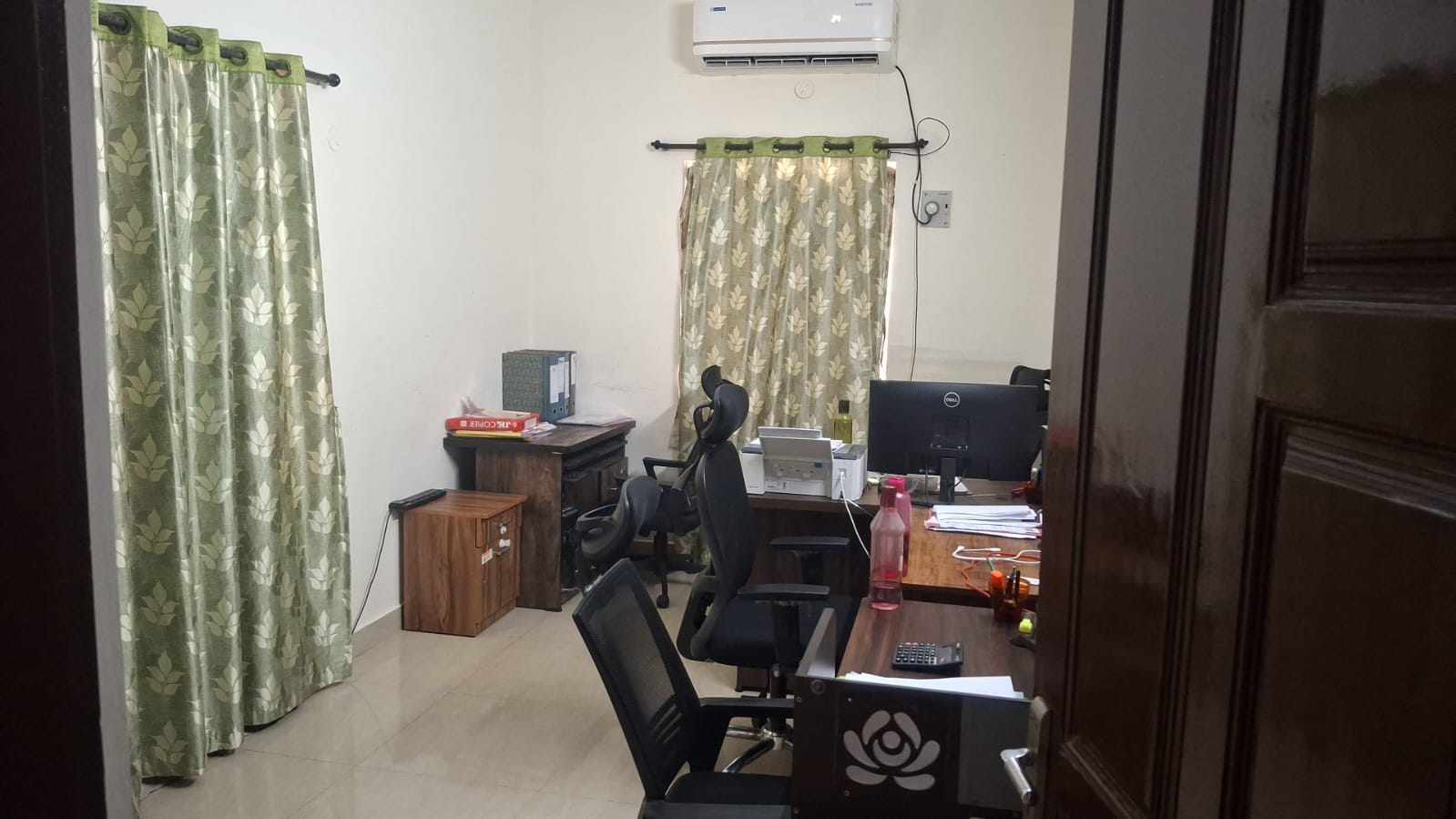 TKS Engineering Workspace 4